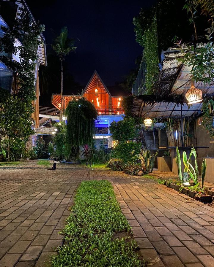 Hotel Tinaya Dambulla Extérieur photo