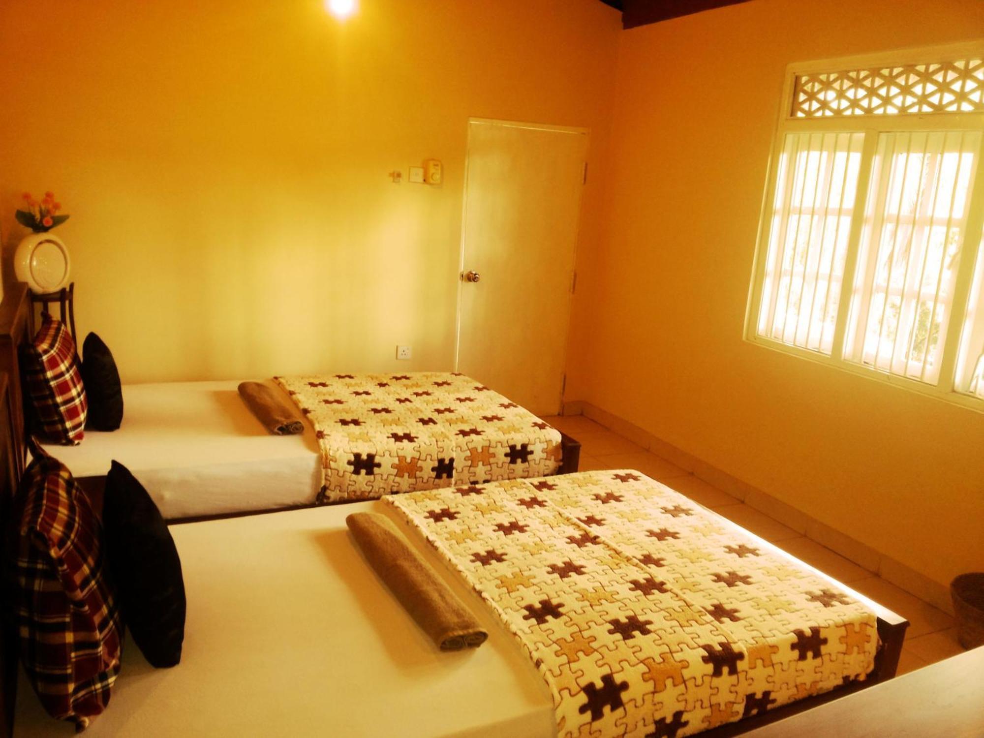 Hotel Tinaya Dambulla Chambre photo