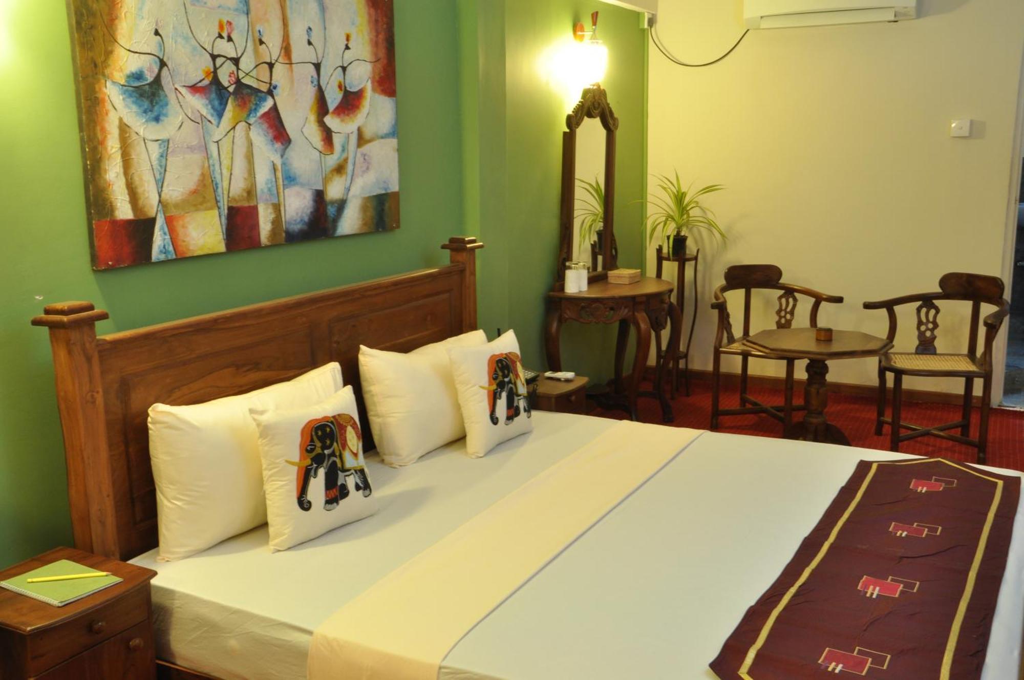 Hotel Tinaya Dambulla Chambre photo