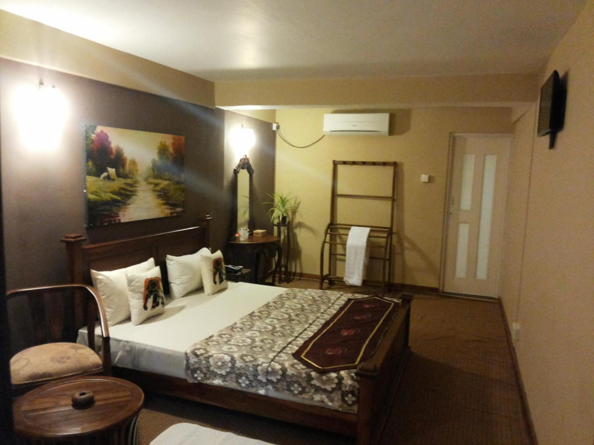 Hotel Tinaya Dambulla Chambre photo