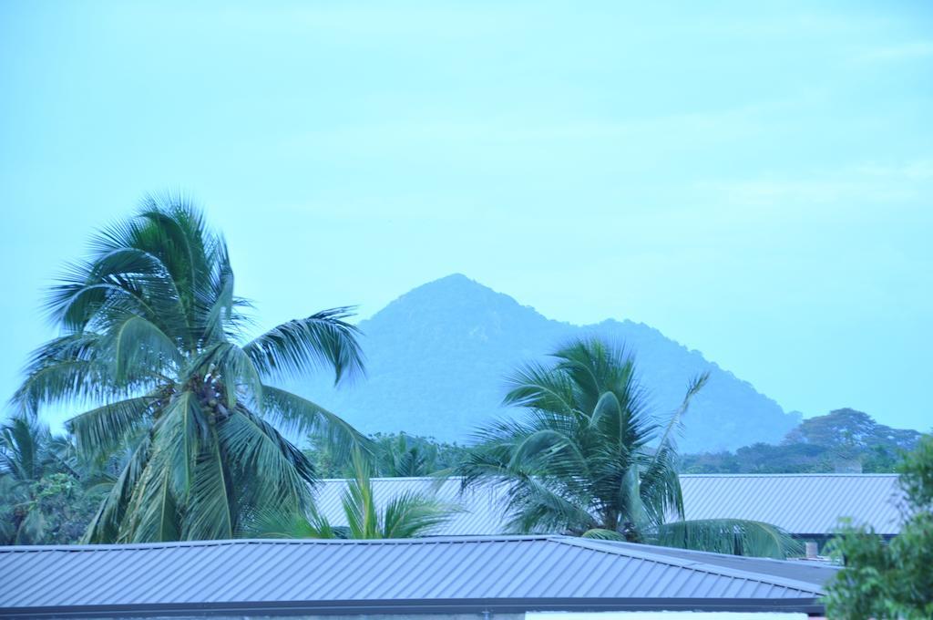 Hotel Tinaya Dambulla Extérieur photo